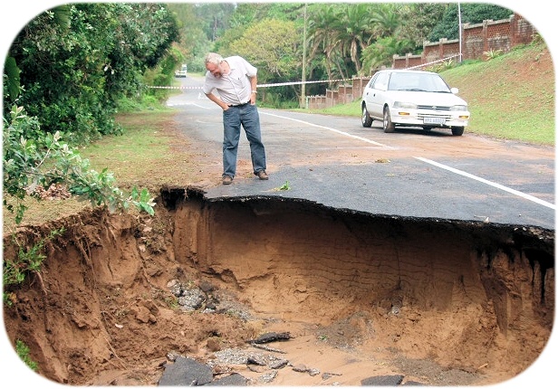 Umzumbe Road Washout - No Water (Sep 2012)